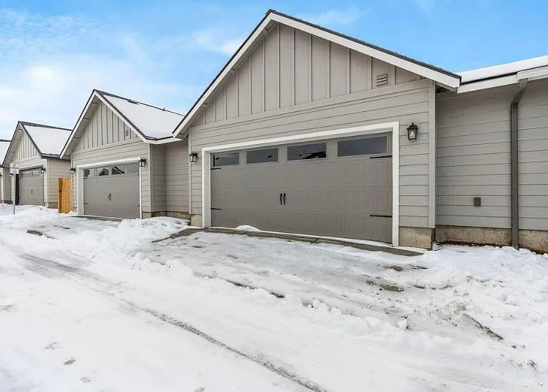 2541 NW Teak Ave — Photo 9
