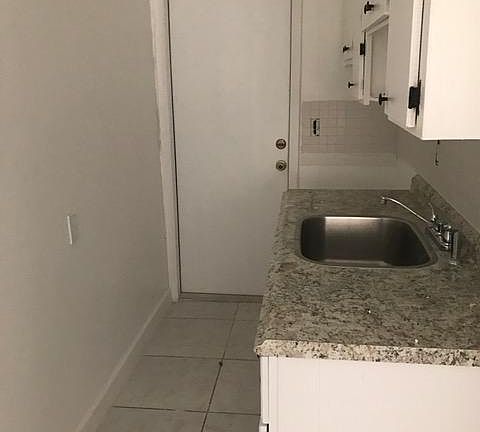 5th image of 2451 NW 13th Ct APT 1