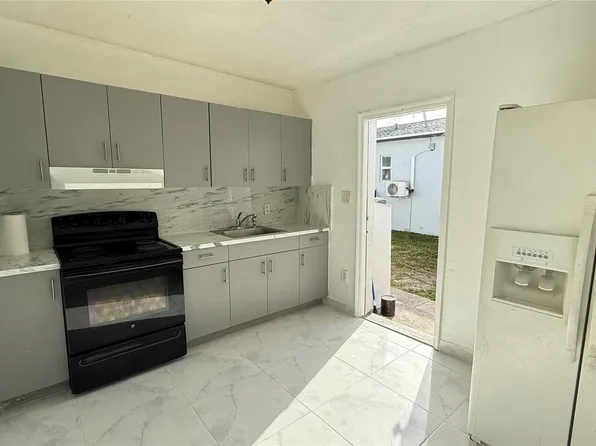 832 NW 10th St APT 1, Hallandale Beach, FL 33009