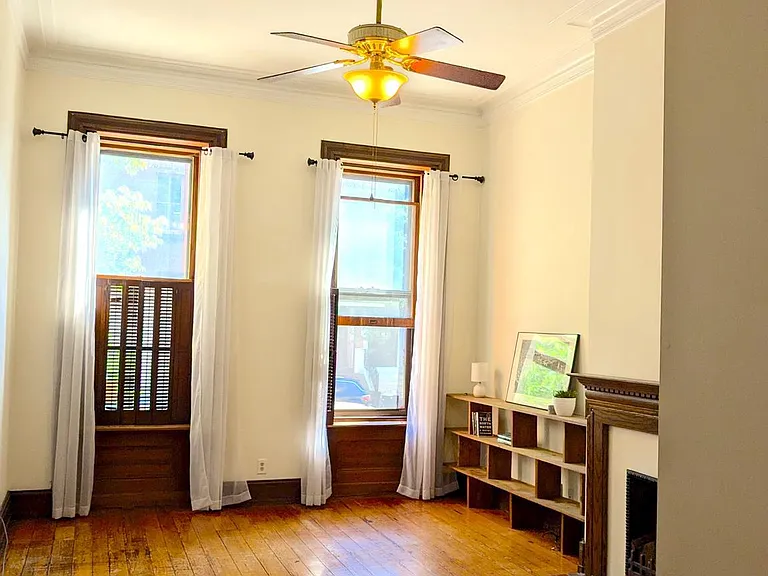 1713 Green St #2 — Photo 4