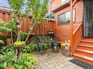 2011 27th St, Astoria, NY 11105