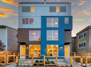 10533 C Stone Avenue N, Seattle, WA 98133