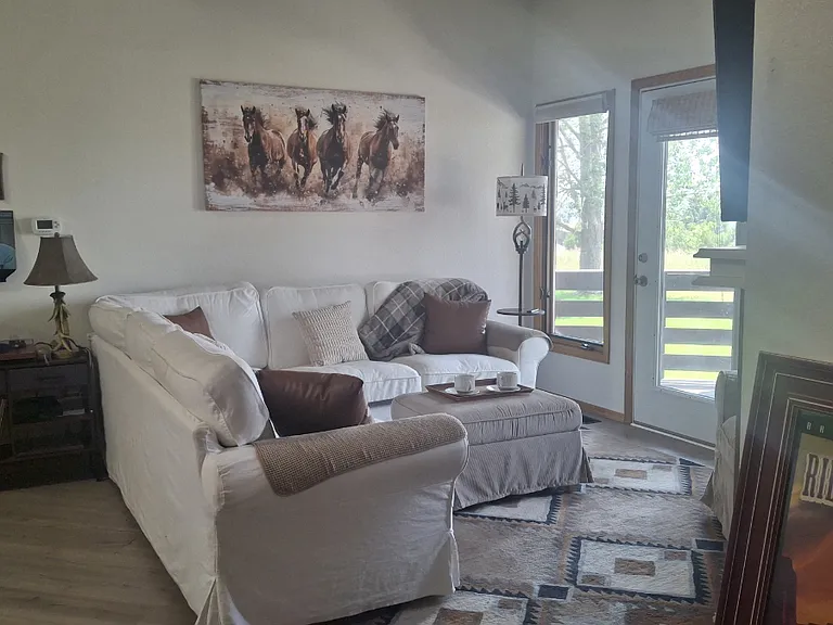 7430 Lomas Ct — Photo 7