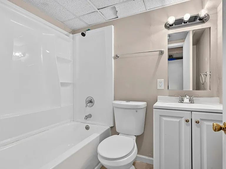 3444 Woodpath Dr — Photo 5