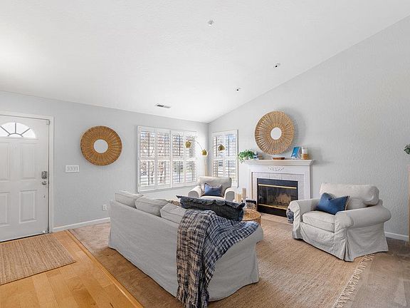 4th image of 12955 Rose Ct