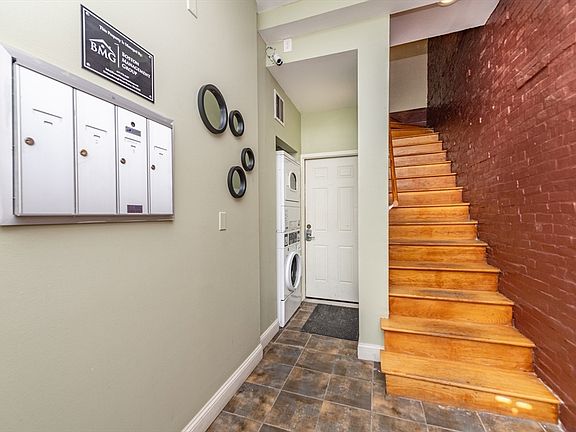3rd image of 4 Kearsarge Ave