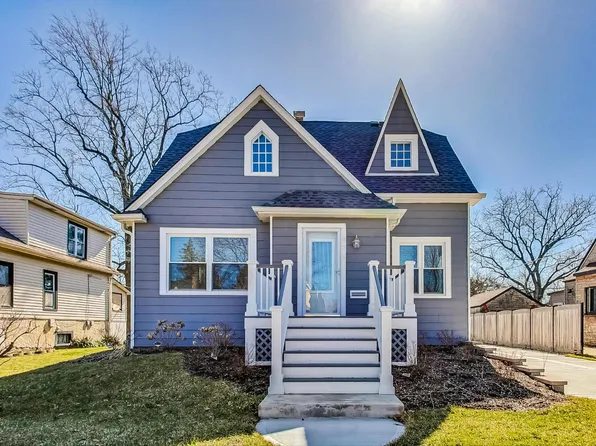 979 Woodlawn Ave, Des Plaines, IL 60016