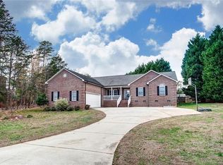 3195 Lake Shore Rd S, Denver, NC 28037