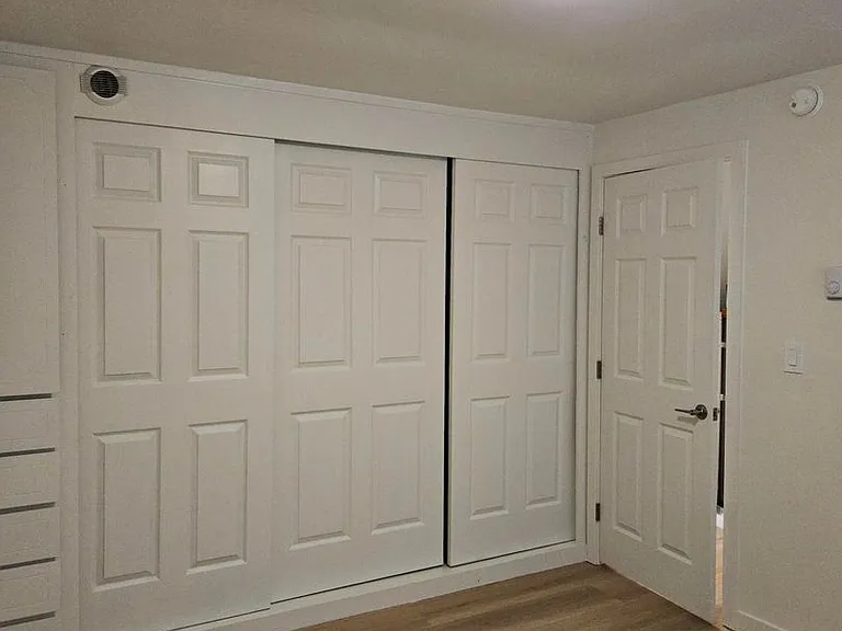 Charles XX Apartments — Photo 12