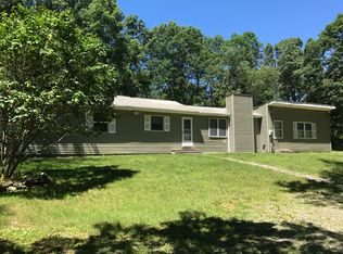 345 Fiddlers Bridge Rd, Staatsburg, NY 12580