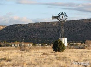 400 W Ahonen Rd, Paulden, AZ 86334