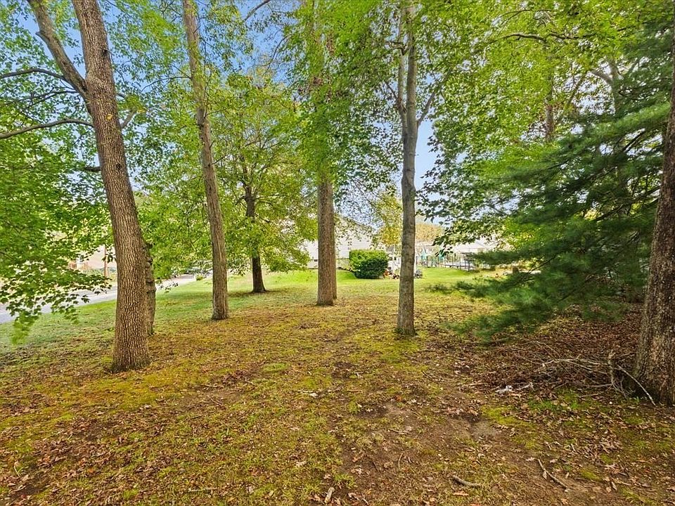 1st image of 0 Rich St