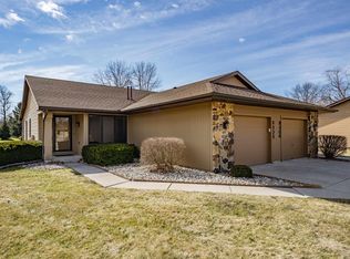 8308 Lamplighter Ct, Fort Wayne, IN 46835