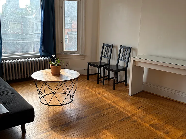 573 Ossington Ave #2 — Photo 6