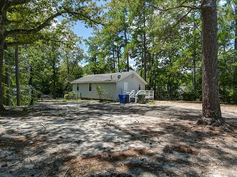 1330 Kingston Rd — Photo 31