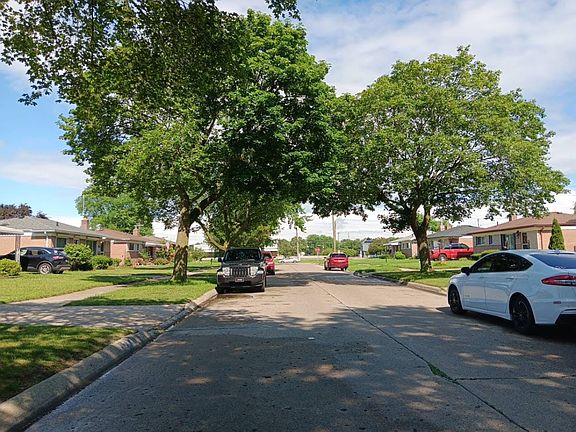 4th image of 13453 Carol Ave