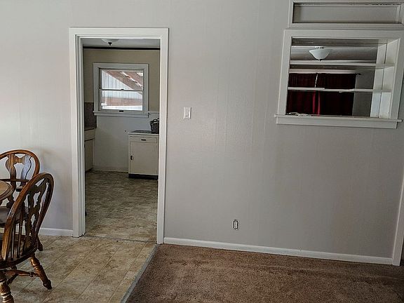 2nd image of 510 E Adams Ave
