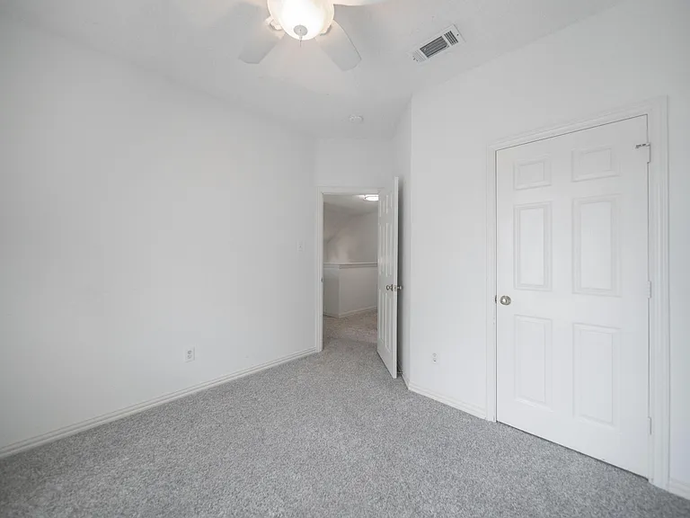1812 Ingleside Dr — Photo 13