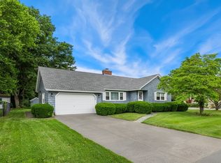 53 Farm St, Wakefield, MA 01880