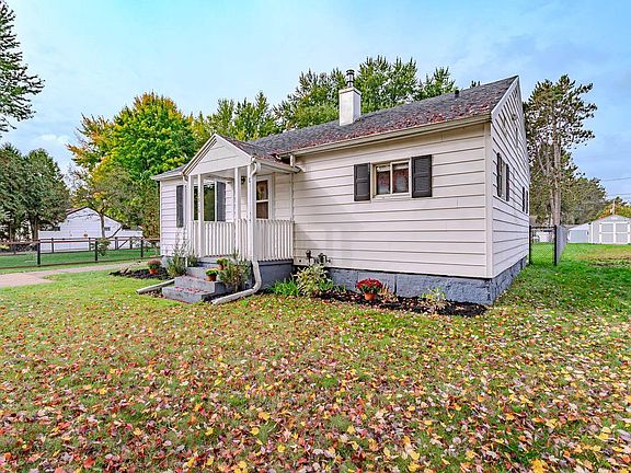 4th image of 3816 CARL STREET