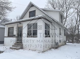 1034 Lathrop St, Lansing, MI 48912
