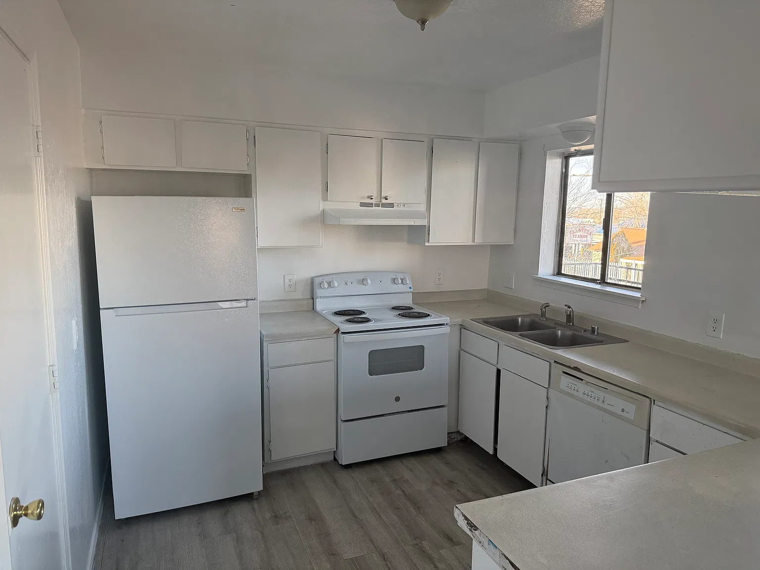 2 bed, 850 sqft, $986 — Photo 1