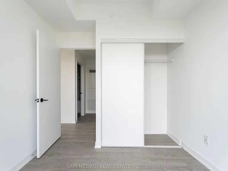 220 Missinnihe Way W #1213 — Photo 18