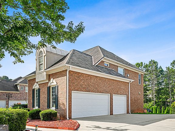 3rd image of 160 Tana Dr