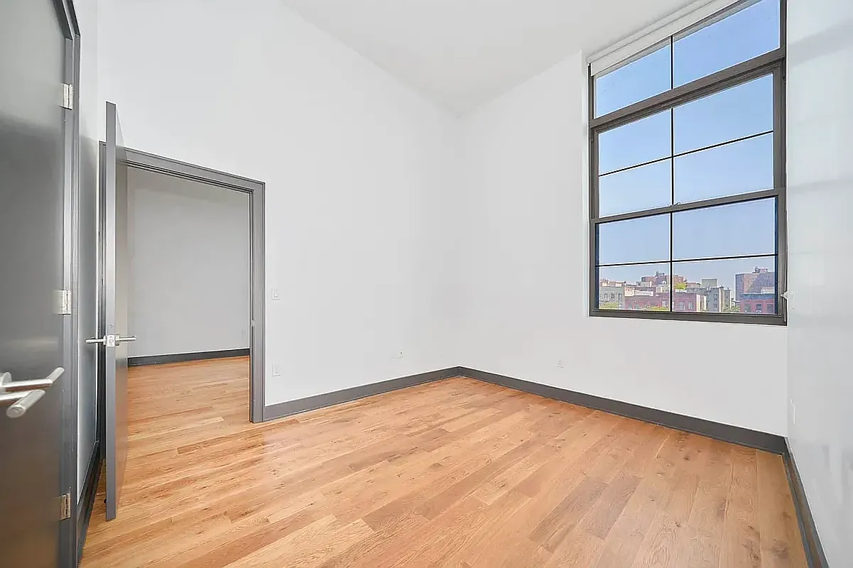 340 East 117th Street — Photo 4