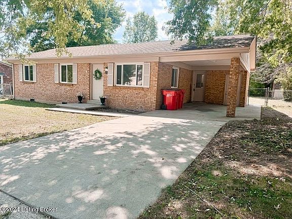 4th image of 131 Strawberry Ln