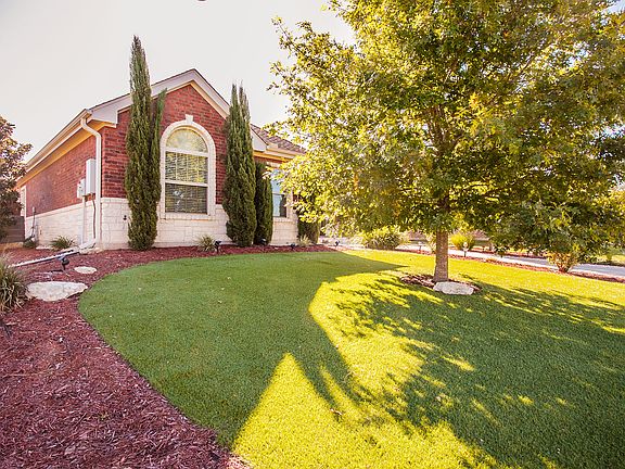 2nd image of 1717 Shadow Canyon Dr
