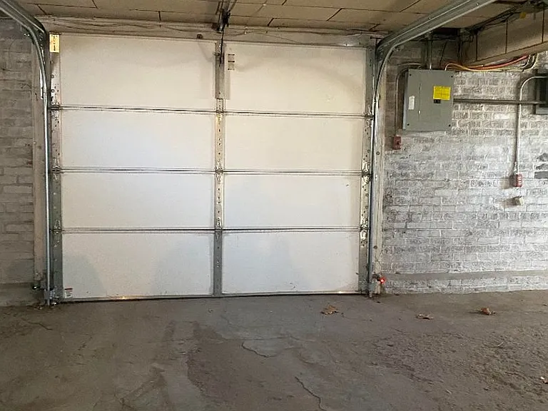 1704 Pacific St — Photo 16