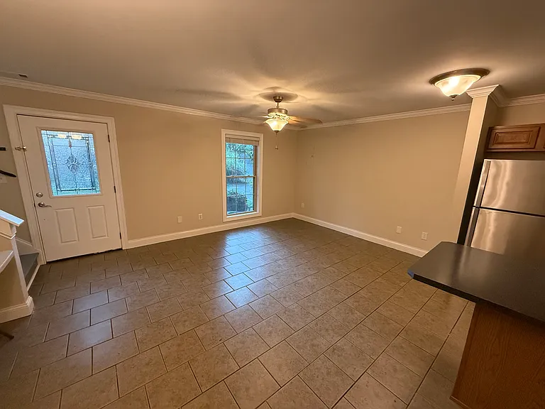 113 Woodlawn Dr #A — Photo 8