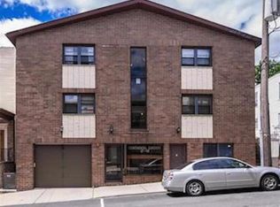 17-19 68th St APT 3, Guttenberg, NJ 07093