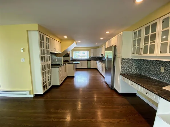 620 Greenwood Rd, West Vancouver, BC V7S 1X7