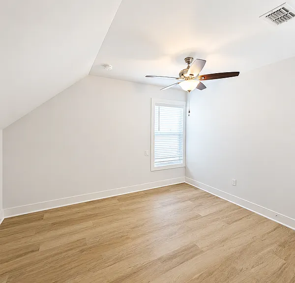 1541 Payne St #3 — Photo 8