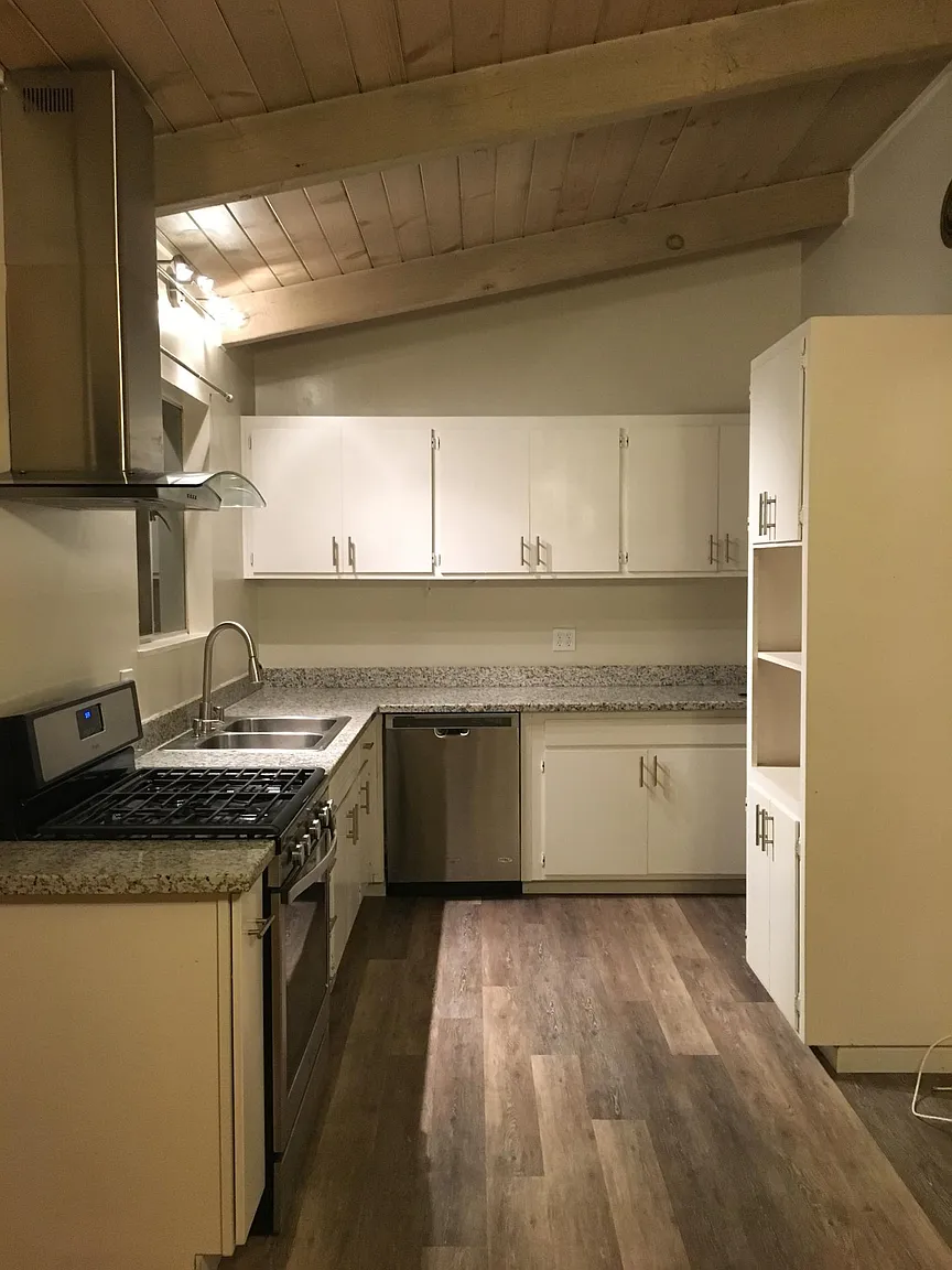 18431 Joseph Dr photo 1