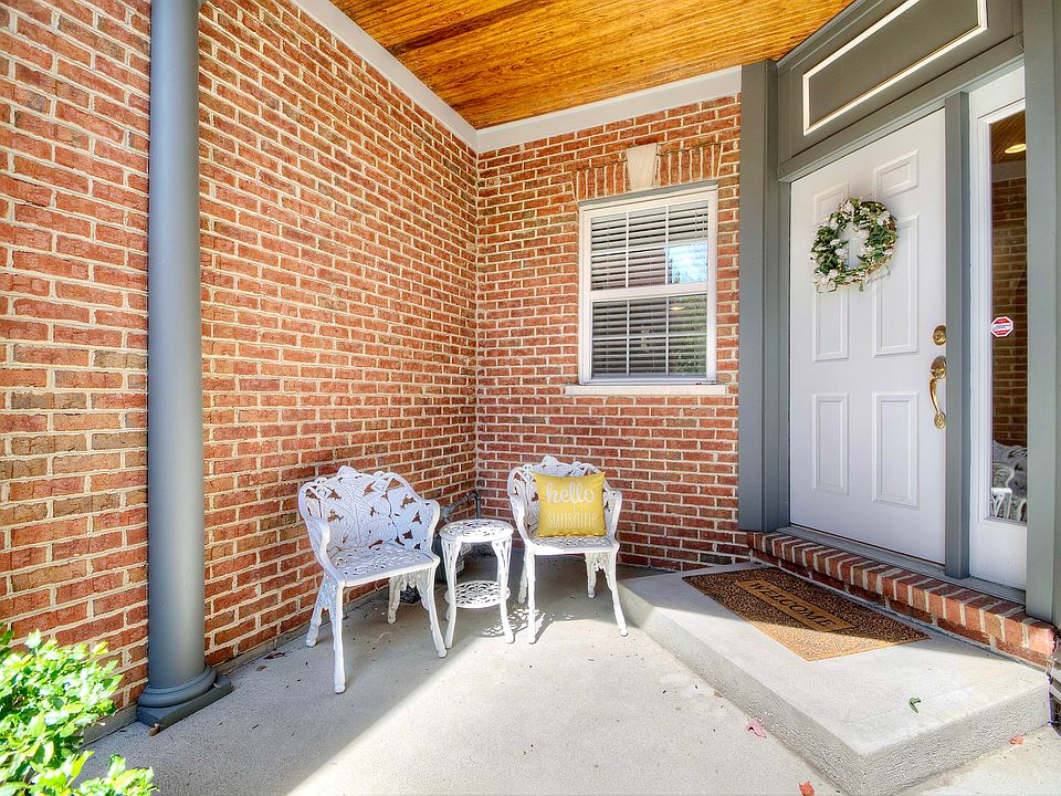 2754 Mansion Pl, Crestview Hills, KY 41017 | Zillow