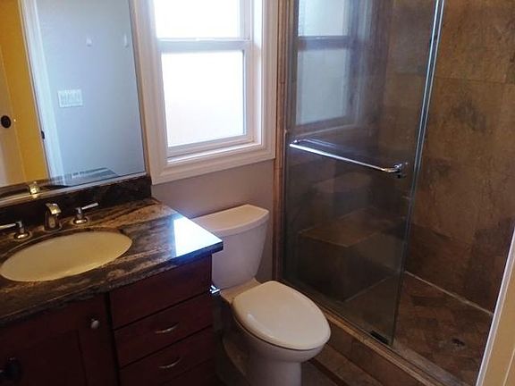 3rd image of 155 Bellerose Dr Room 1A