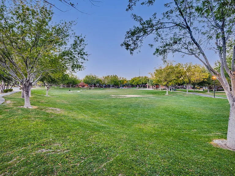 11086 Evvie Ln — Photo 42