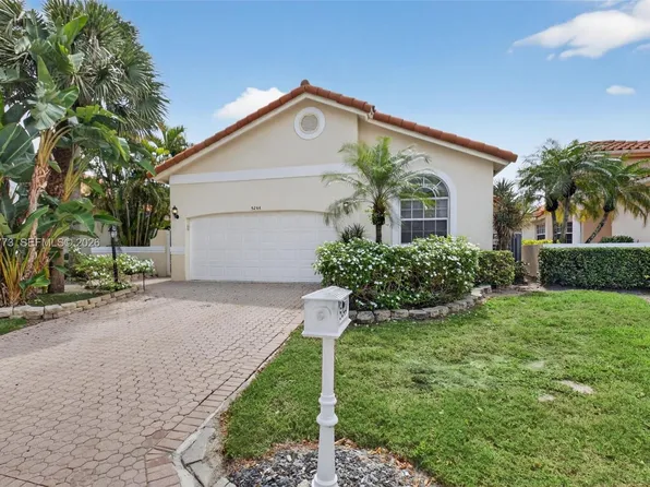 5244 Bodega Pl, Delray Beach, FL 33484