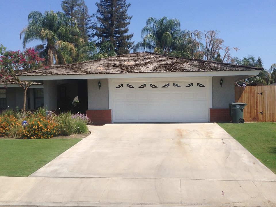 2nd image of 9516 Hemingway Pl