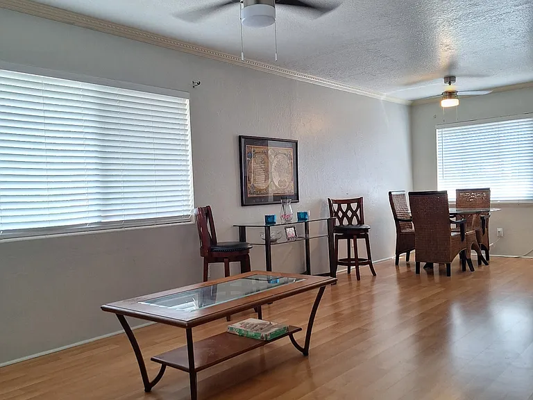 303 Ridge Blvd #206 — Photo 4
