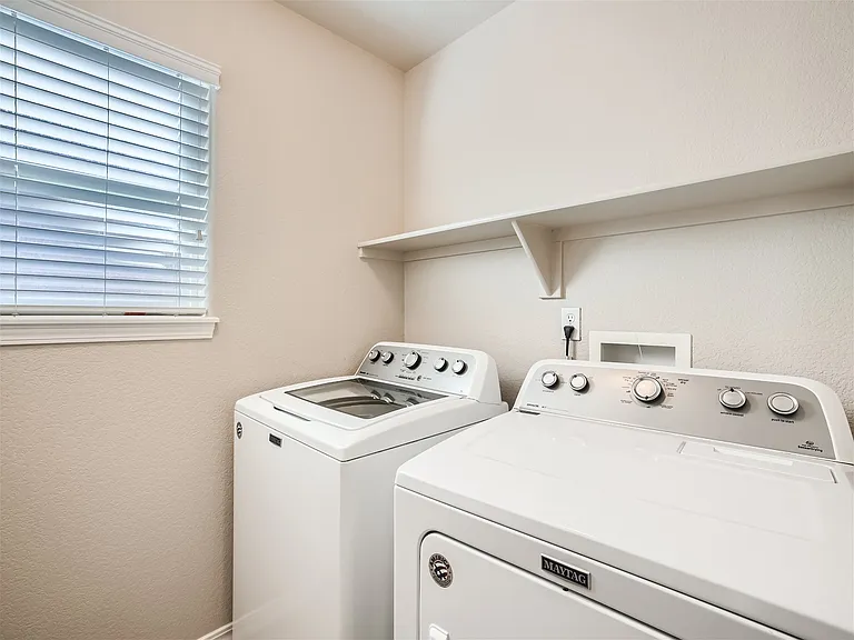 11530 Hibiscus Ln — Photo 22