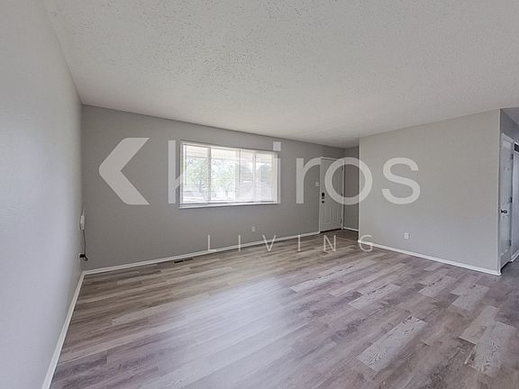 5th image of 2715 Benne Dr