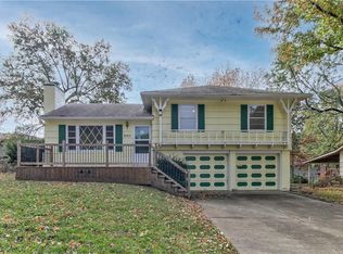 9411 E 81st St, Raytown, MO 64138
