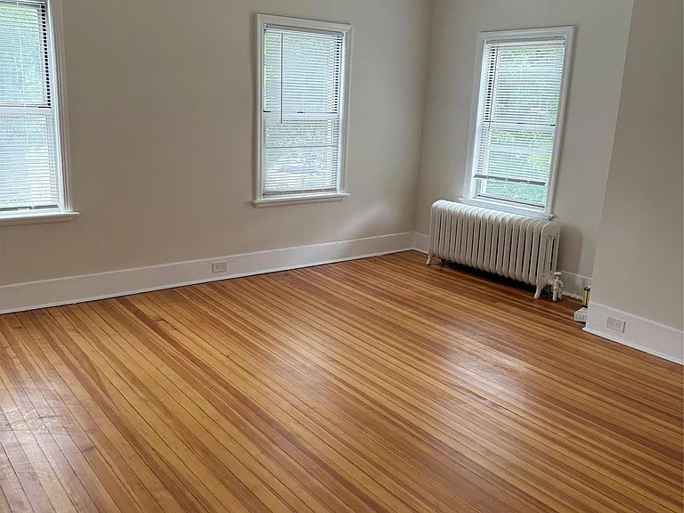 46 Locust Ave #2 — Photo 4