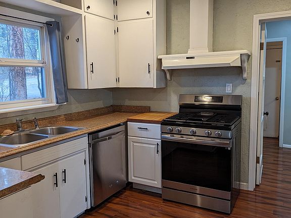 4th image of 45 Harris Dr