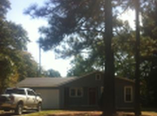 819 Opal Ct, Fayetteville, NC 28311