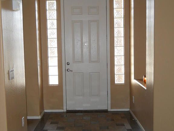 Front Door Entry_05062014